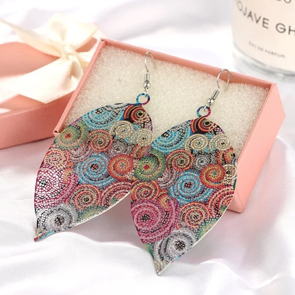 Colorful leaf earrings - Picture 3 of 4